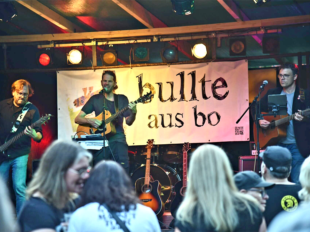 Band: Bullte aus Bo