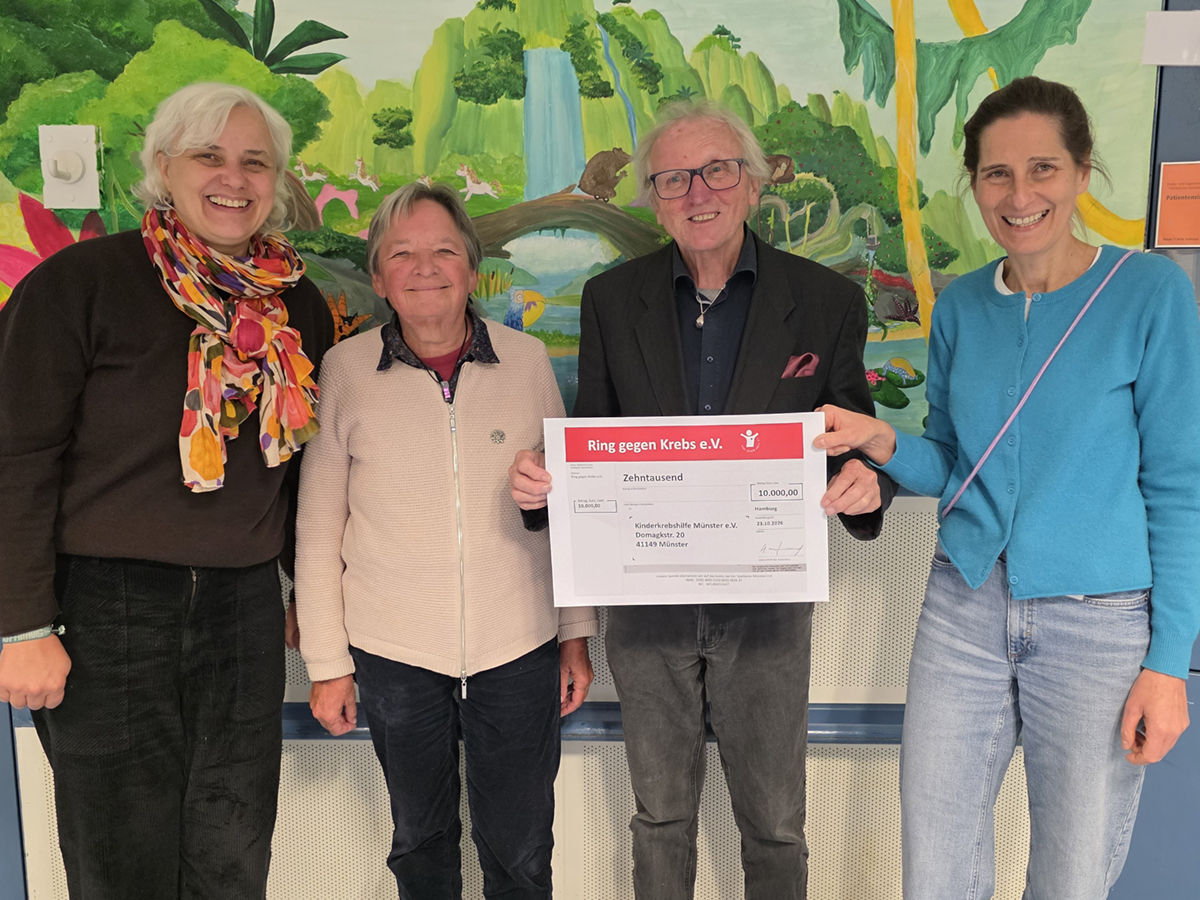 Foto (v. l.): Ulrike Philipzen, Jutta Kirsch, Heinz D. Swoboda-Kirsch, Prof. Dr. Claudia Rössig